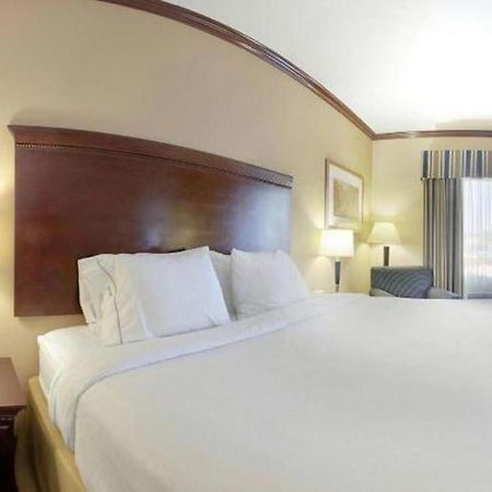 Holiday Inn Express Hotel And Suites Falfurrias מראה חיצוני תמונה